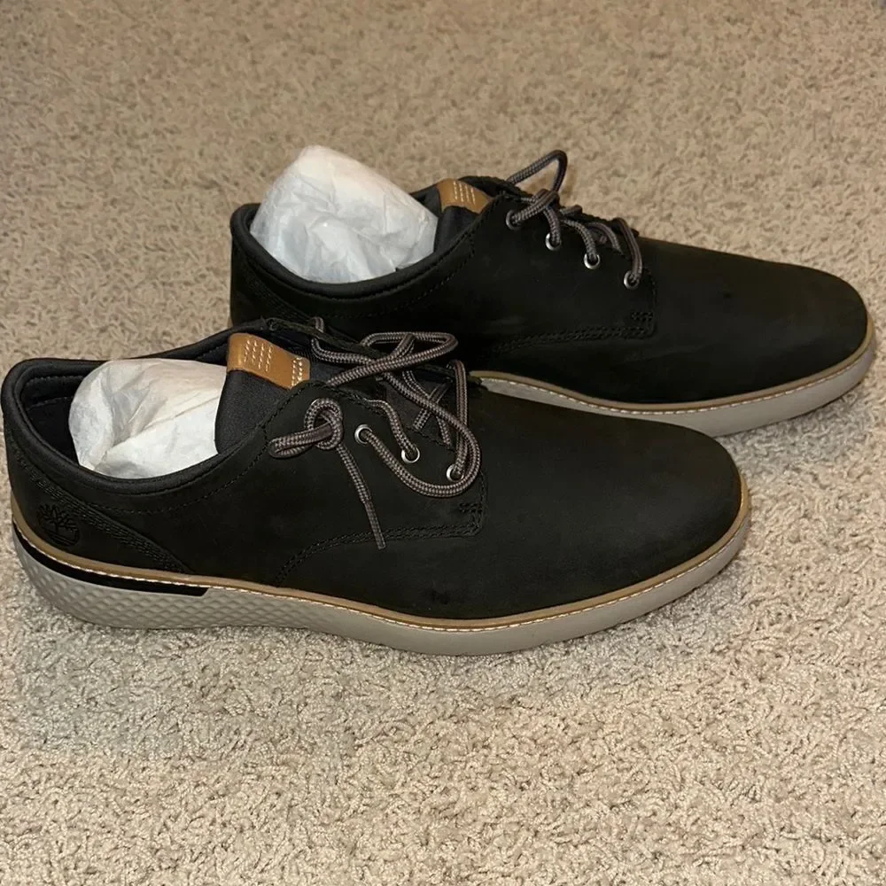 Timberland Gray Oxfords with Lace-Up Design